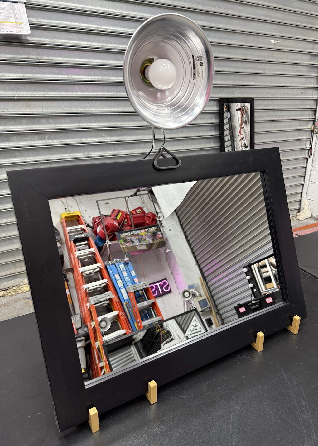 Premium square mirror
